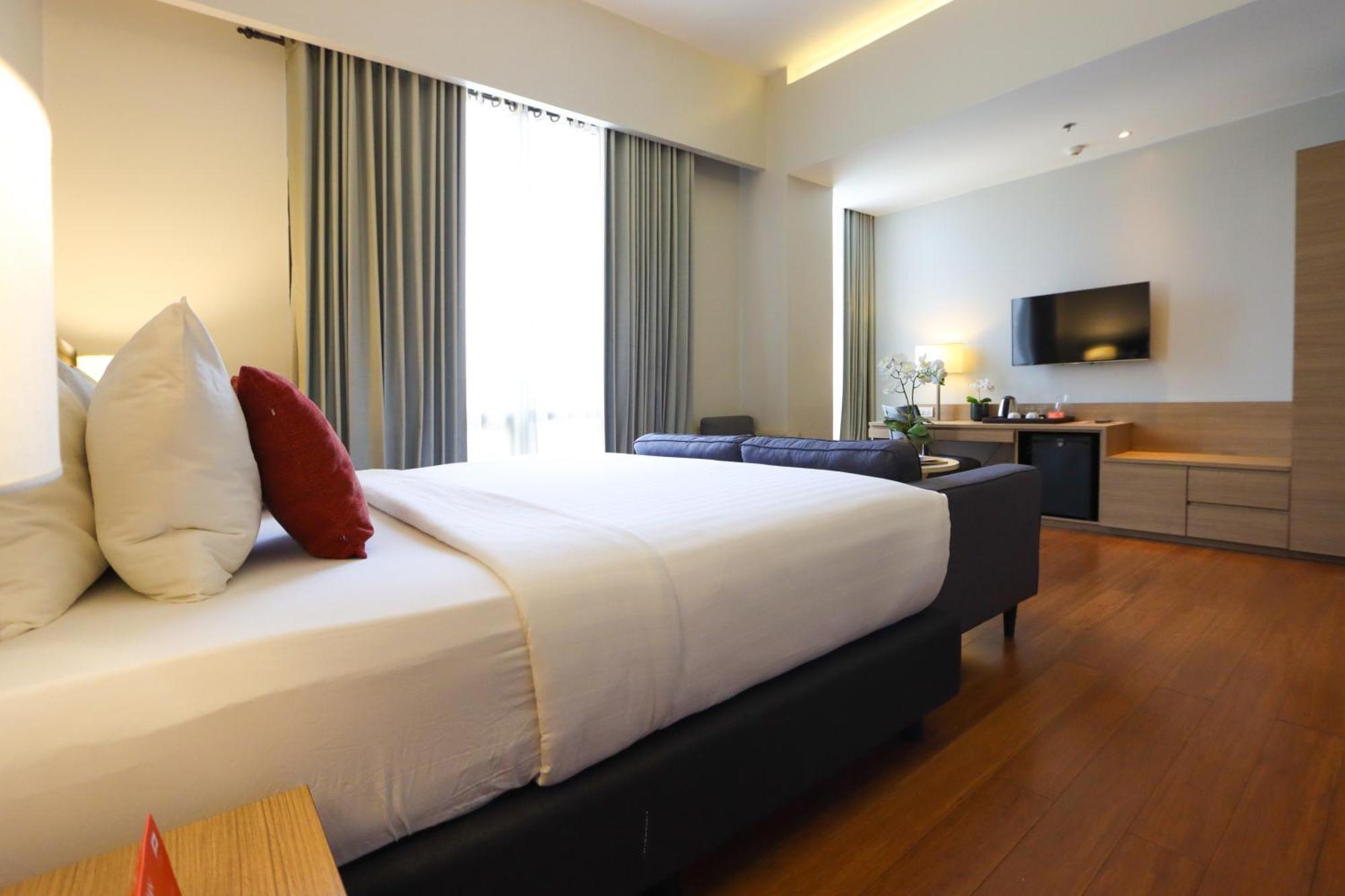 Privato Quezon City - Multiple Use Hotel Esterno foto
