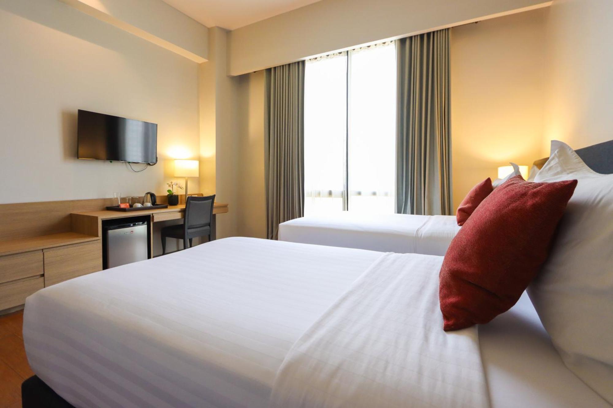 Privato Quezon City - Multiple Use Hotel Esterno foto
