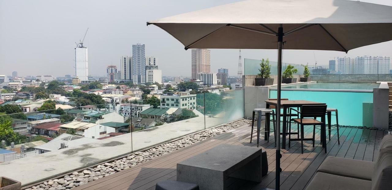 Privato Quezon City - Multiple Use Hotel Esterno foto
