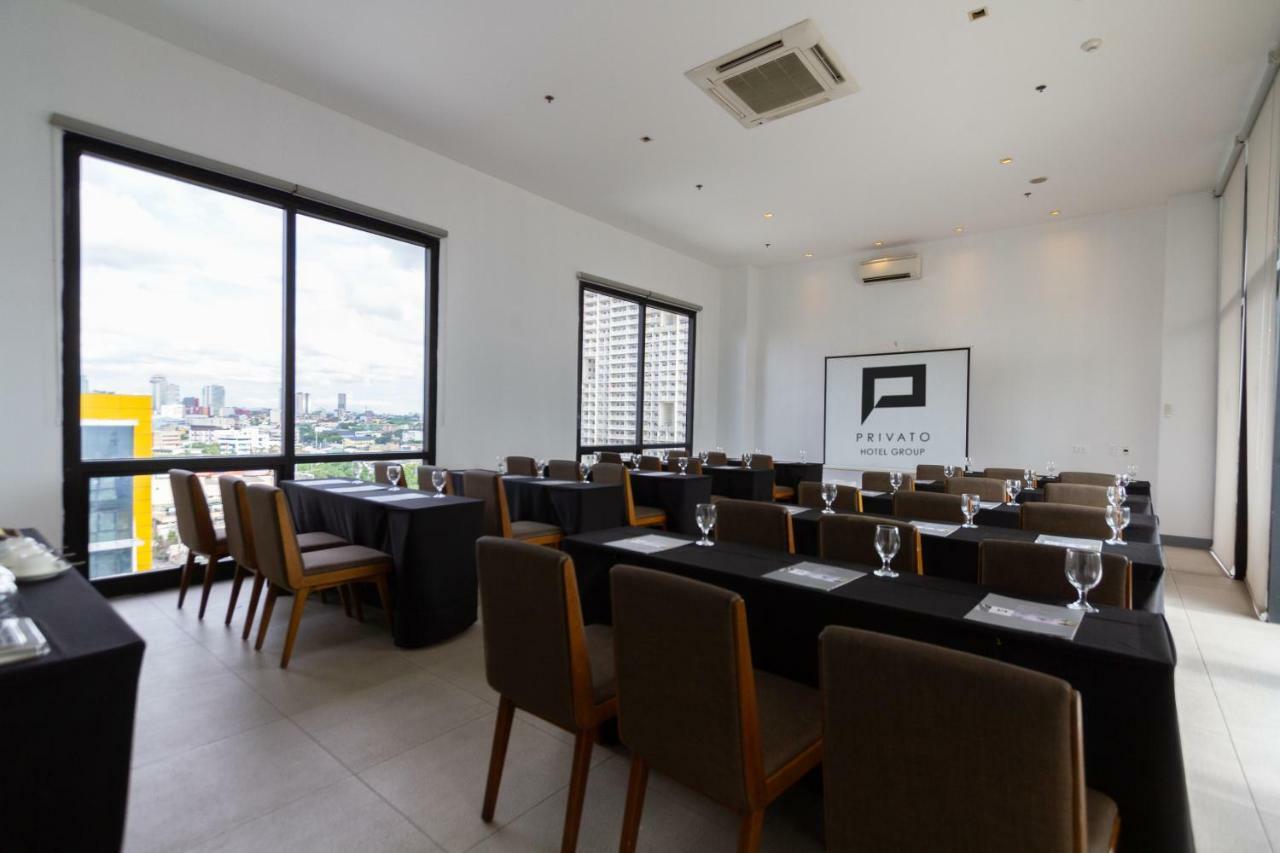 Privato Quezon City - Multiple Use Hotel Esterno foto